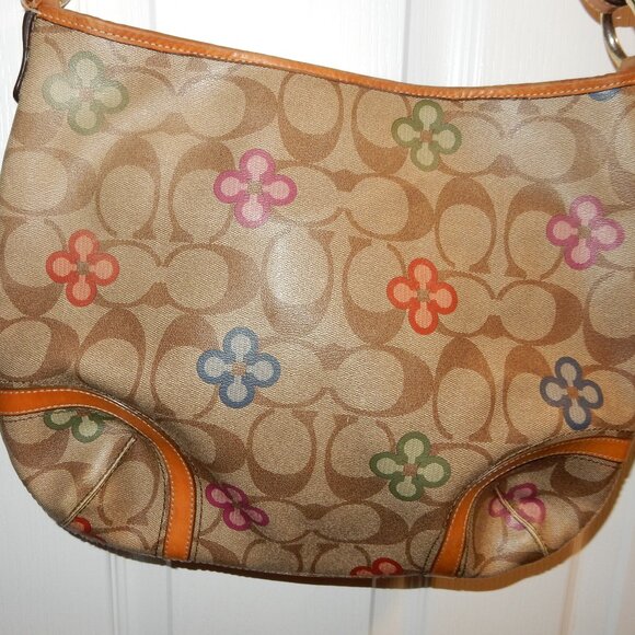 Coach shoulder bag - Picture 1 of 8